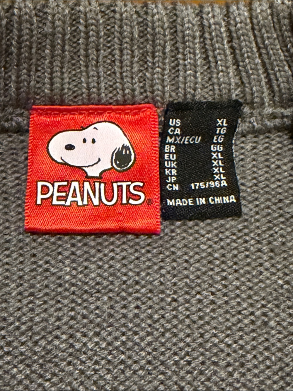 Peanuts Oversized Crewneck Sweater with Snoopy & Woodstock Size XL - Picture 4 of 11